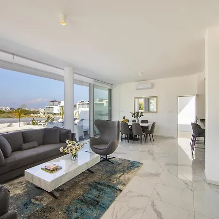Olivine Pearl Vila